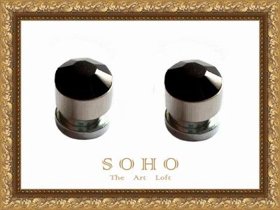 ������� ������ �� �������� "SOHO [UNTITLED]"