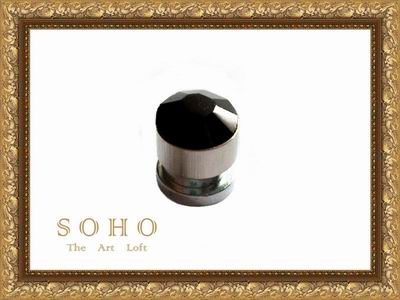 ������� ������ �� �������� "SOHO [UNTITLED]"